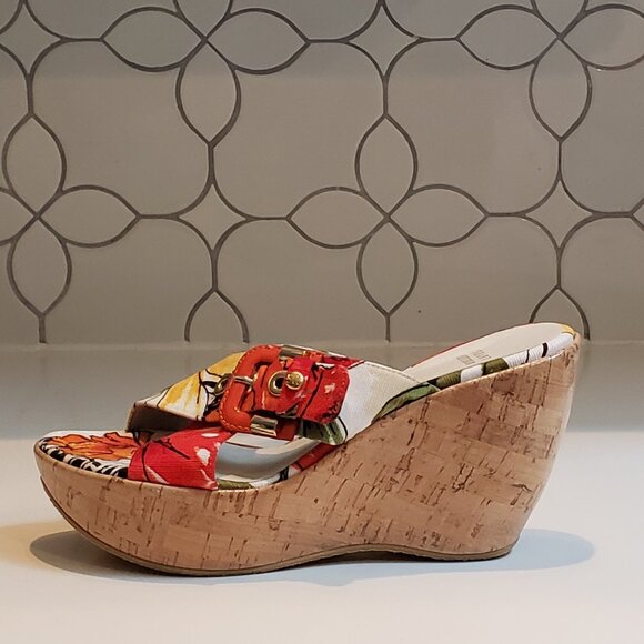 Stuart Weitzman Canvas Floral Print Wedge Sandals Size 6.5 - Picture 9 of 14